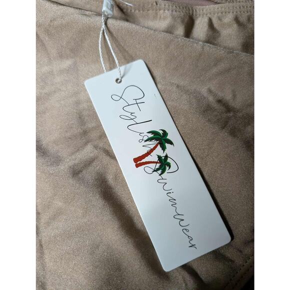 Stylish Swimwear One Piece Nude Swimsuit Size L Open Back Halter - Picture 8 of 9